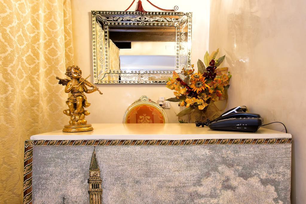 Ca' Della Loggia Bed & Breakfast Venice Exterior photo