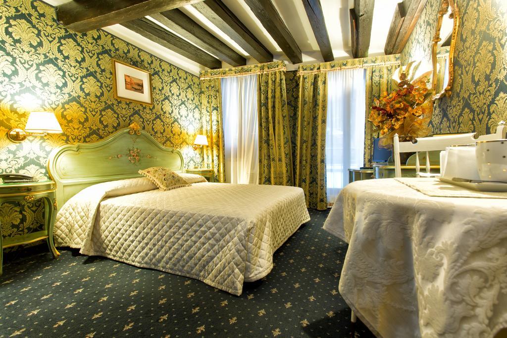 Ca' Della Loggia Bed & Breakfast Venice Exterior photo