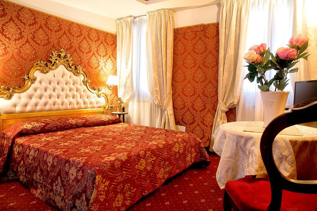 Ca' Della Loggia Bed & Breakfast Venice Exterior photo