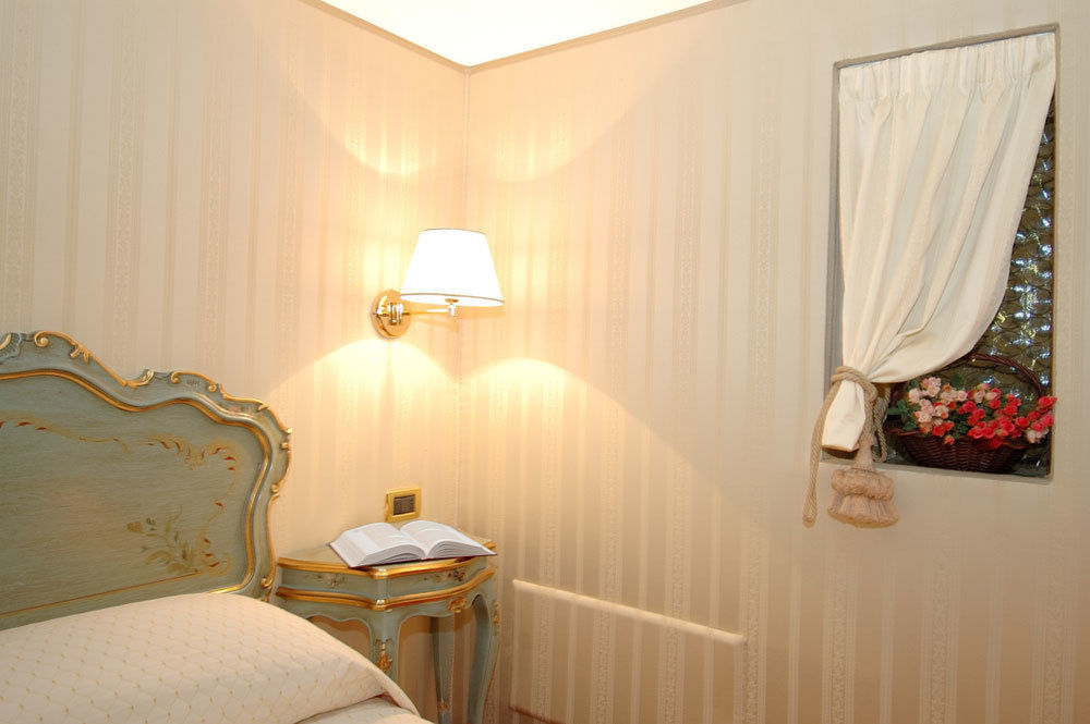 Ca' Della Loggia Bed & Breakfast Venice Exterior photo